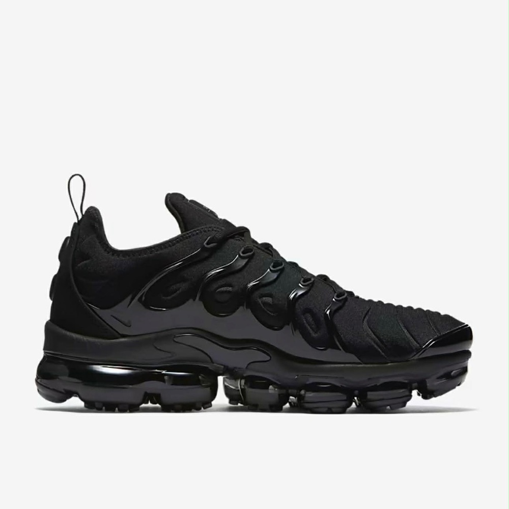 Nike Vapor max plus size 9.5 mens